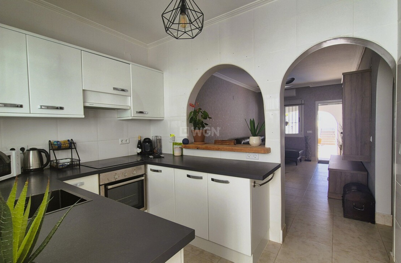 Odsprzedaż - Villa - Villamartin - Costa Blanca