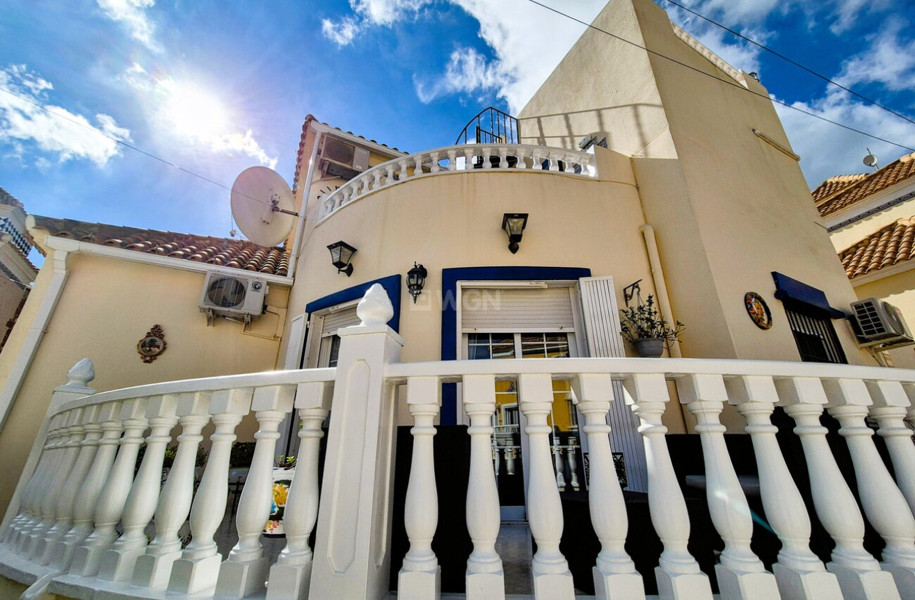 Odsprzedaż - Villa - Villamartin - Costa Blanca