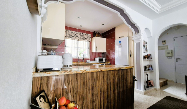 Odsprzedaż - Villa - Villamartin - Costa Blanca