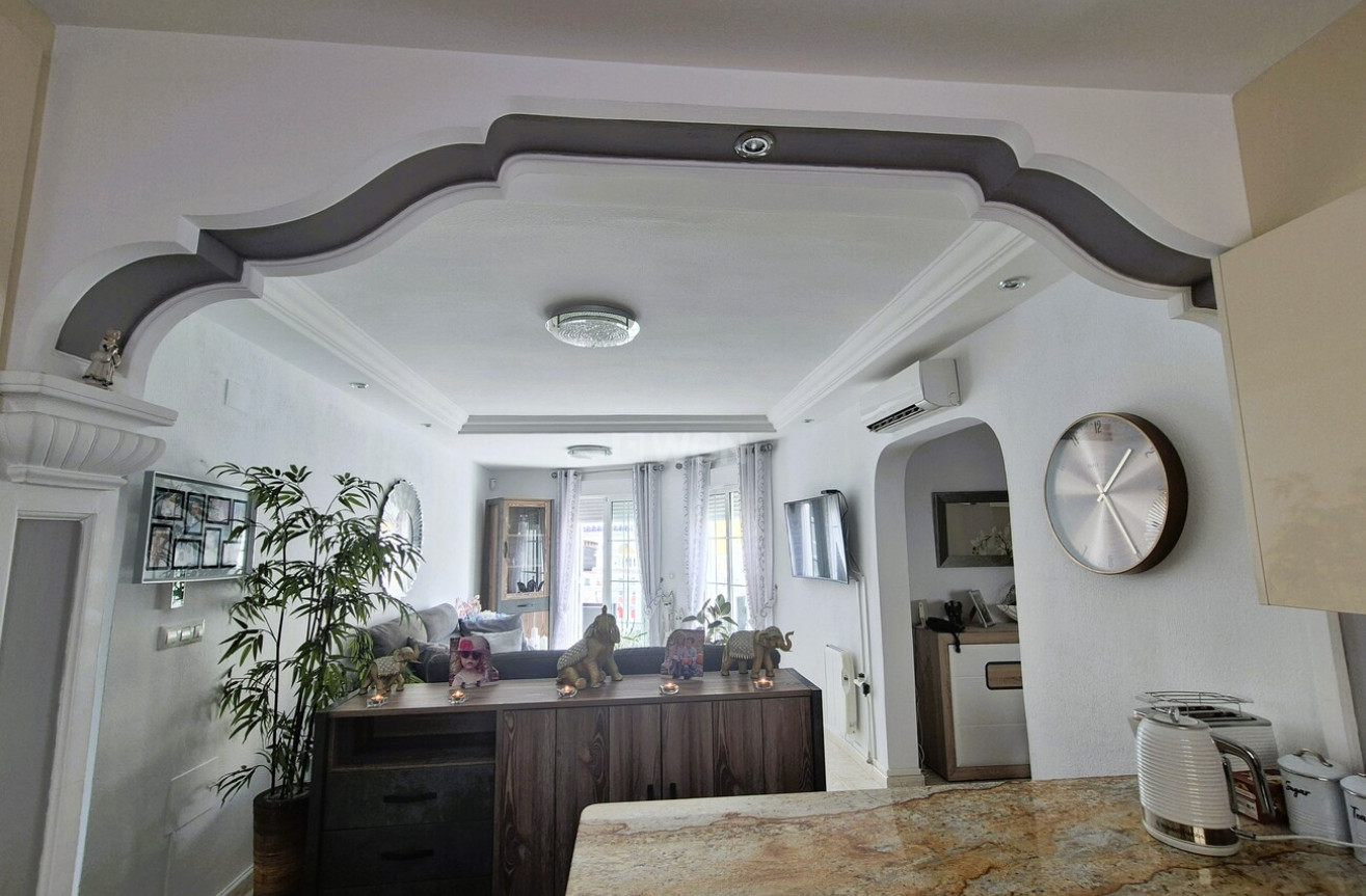 Odsprzedaż - Villa - Villamartin - Costa Blanca