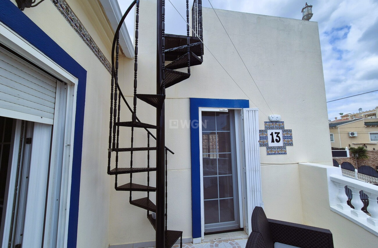 Odsprzedaż - Villa - Villamartin - Costa Blanca
