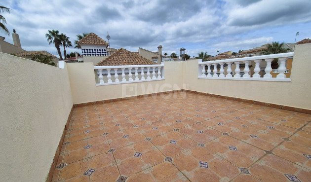 Odsprzedaż - Villa - Villamartin - Costa Blanca