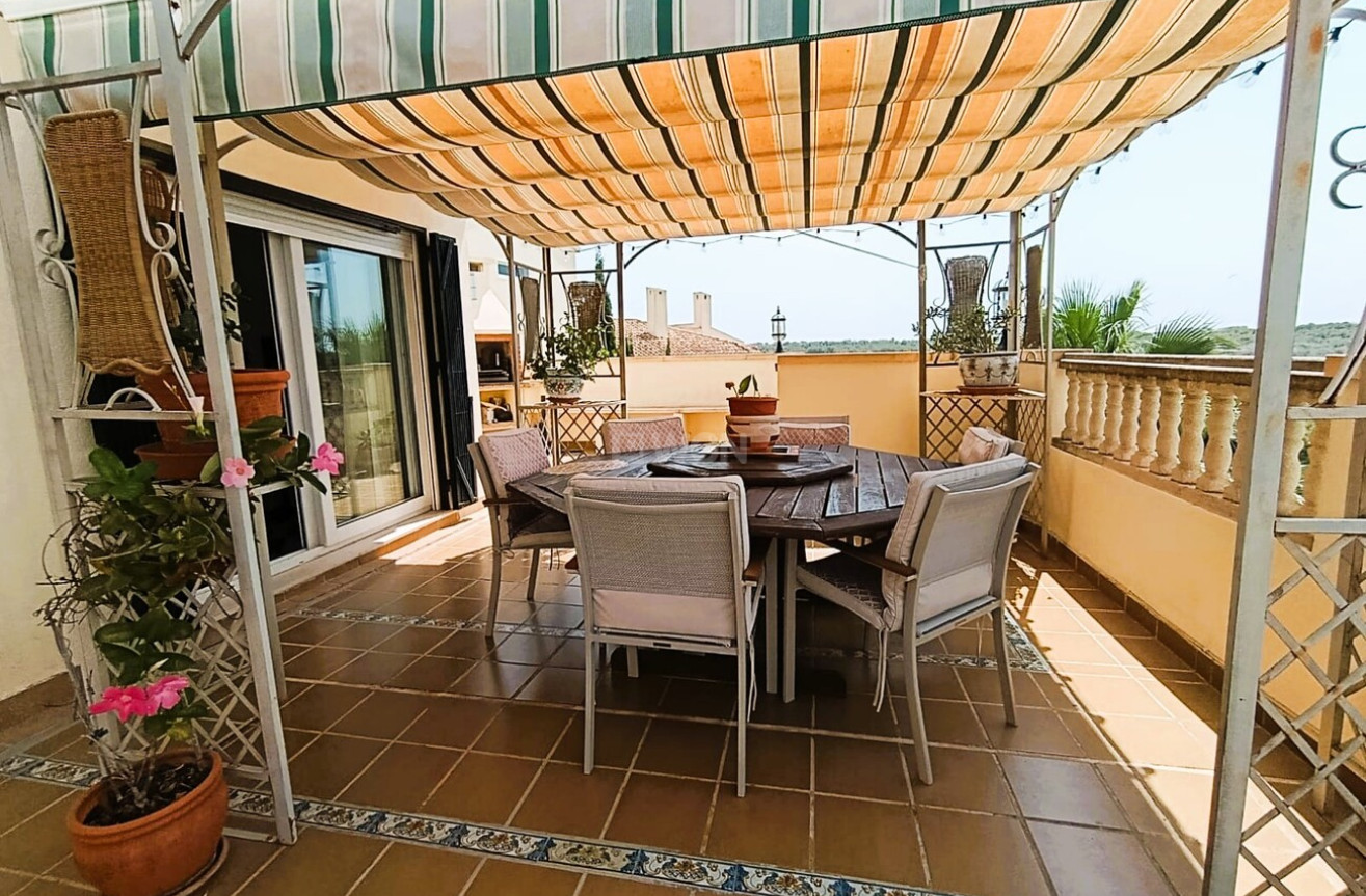 Odsprzedaż - Villa - Las Ramblas Golf - Inland