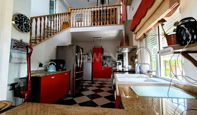 Odsprzedaż - Villa - Las Ramblas Golf - Inland