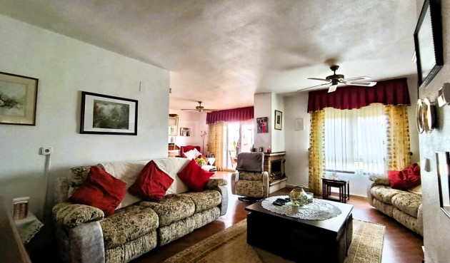 Odsprzedaż - Villa - Las Ramblas Golf - Inland