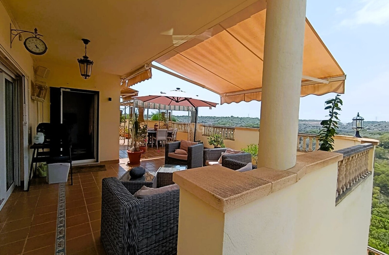 Odsprzedaż - Villa - Las Ramblas Golf - Inland