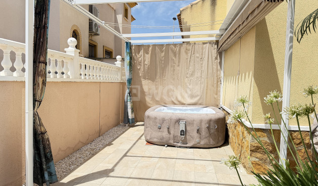 Odsprzedaż - Mieszkanie w bloku - Orihuela Costa - Costa Blanca