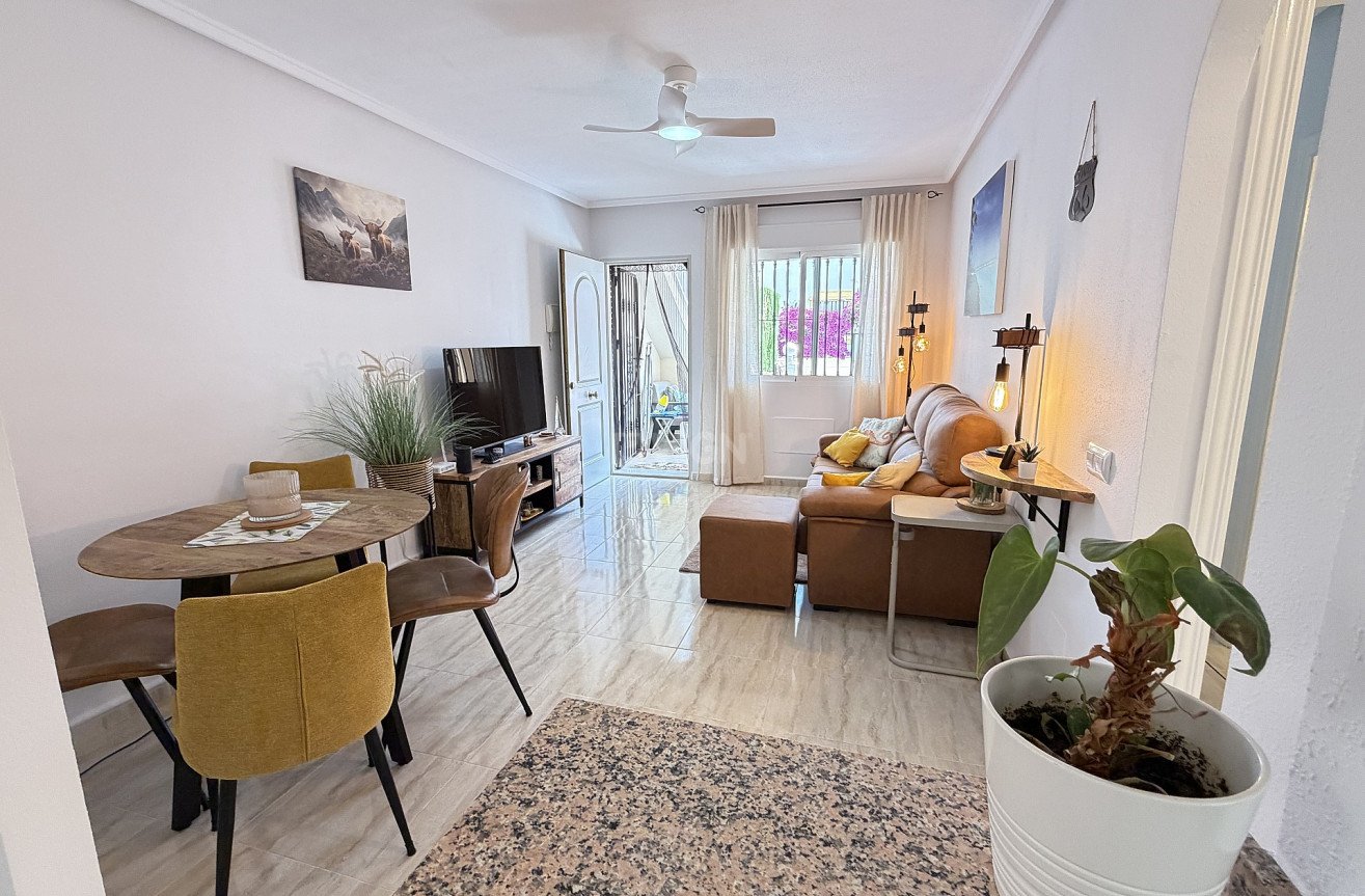 Odsprzedaż - Mieszkanie w bloku - Orihuela Costa - Costa Blanca