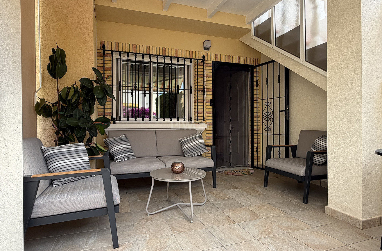 Odsprzedaż - Mieszkanie w bloku - Orihuela Costa - Costa Blanca