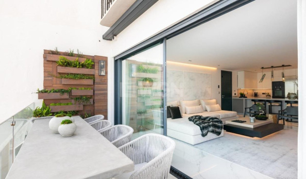 Odsprzedaż - Mieszkanie w bloku - Marbella - Puerto - Puerto Banús