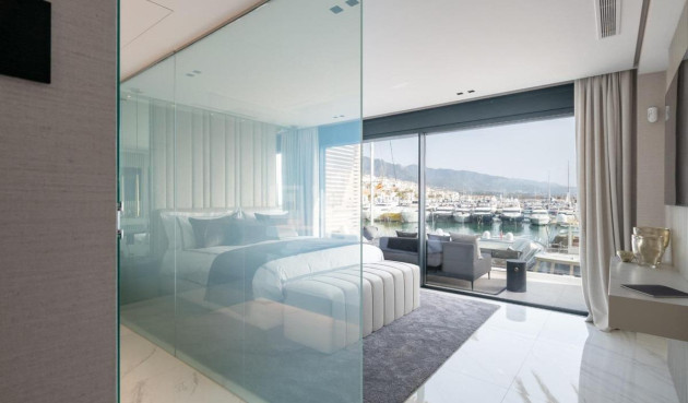 Odsprzedaż - Mieszkanie w bloku - Marbella - Puerto - Puerto Banús