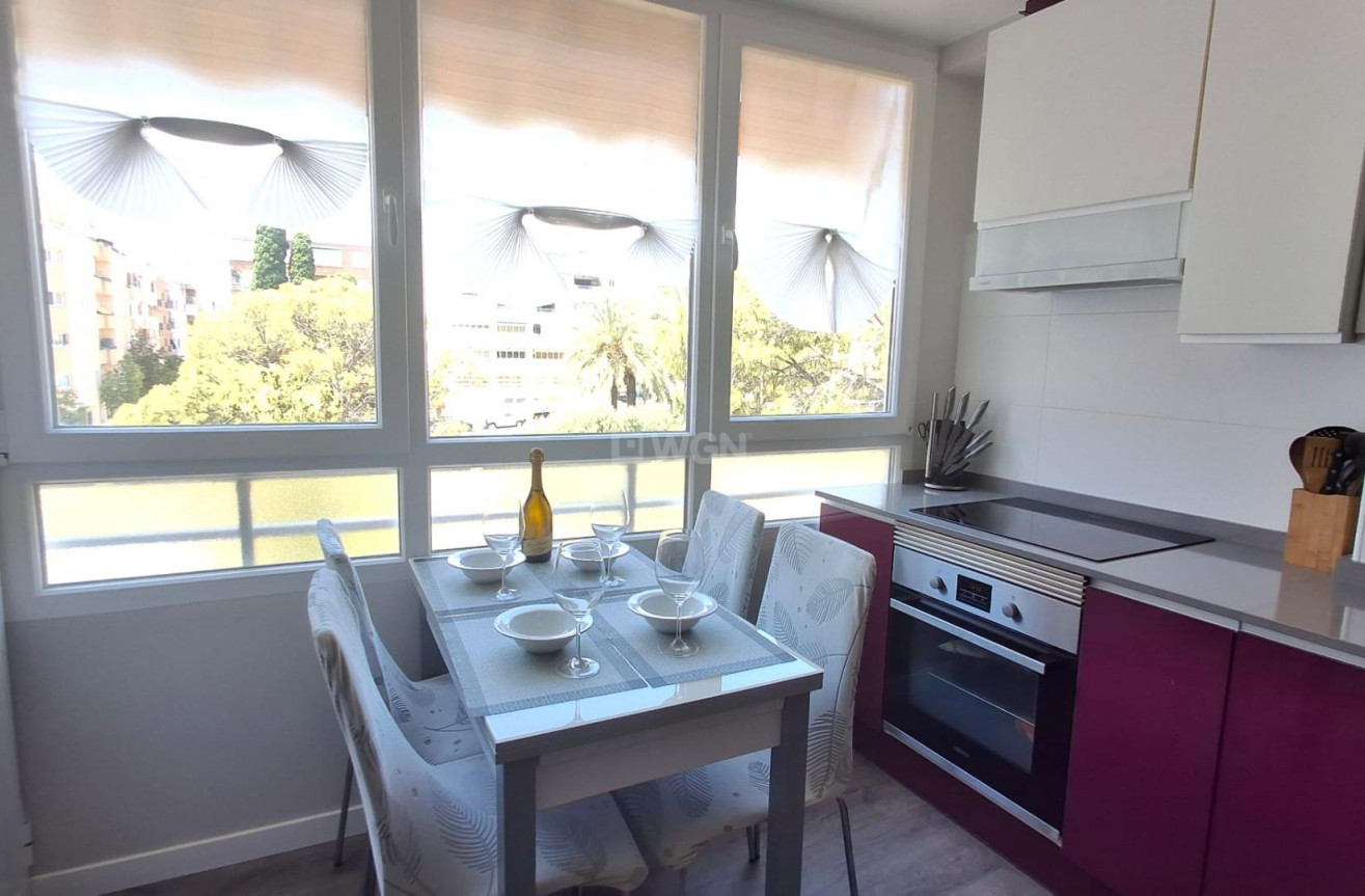 Reventa - Apartamento / piso - Torrevieja - Centro
