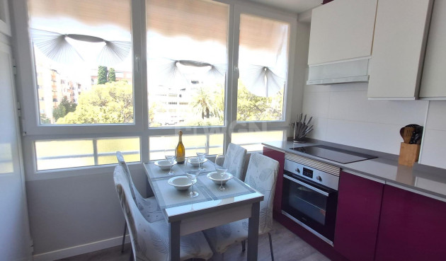 Reventa - Apartamento / piso - Torrevieja - Centro