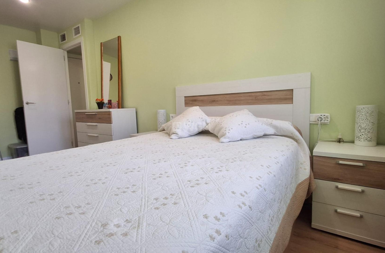 Reventa - Apartamento / piso - Torrevieja - Centro