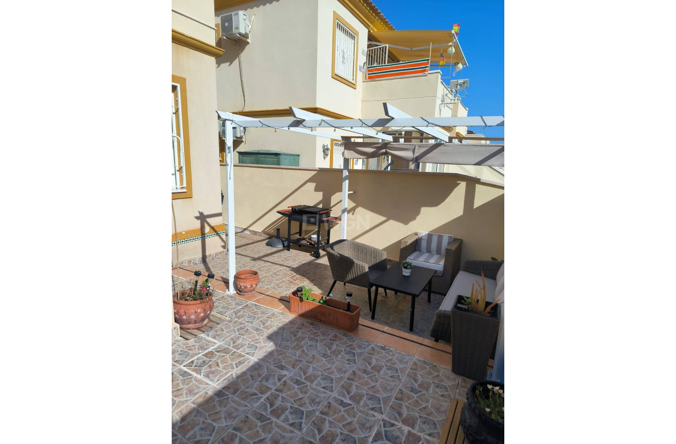 Odsprzedaż - Bungalow - Orihuela Costa - Playa Flamenca