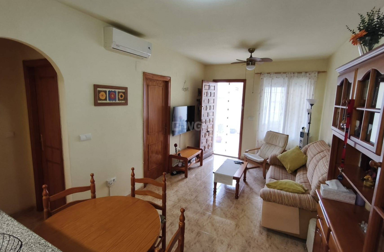 Odsprzedaż - Bungalow - Orihuela Costa - Playa Flamenca