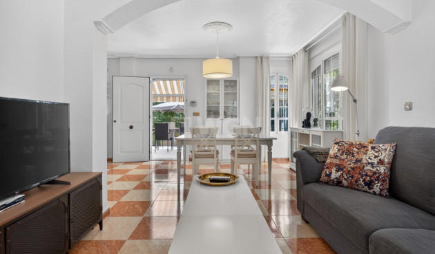 Odsprzedaż - Villa - Orihuela Costa - Costa Blanca