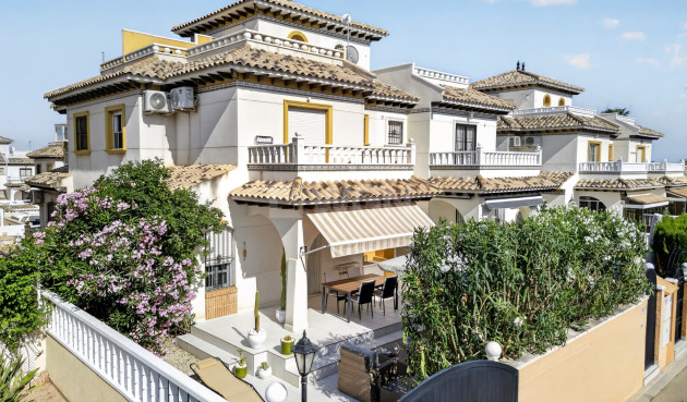 Odsprzedaż - Villa - Orihuela Costa - Costa Blanca