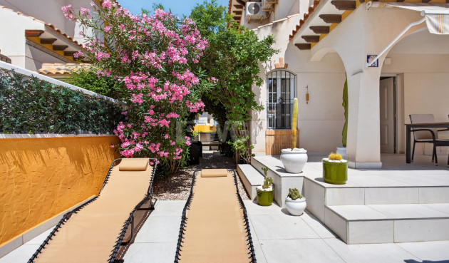 Odsprzedaż - Villa - Orihuela Costa - Costa Blanca