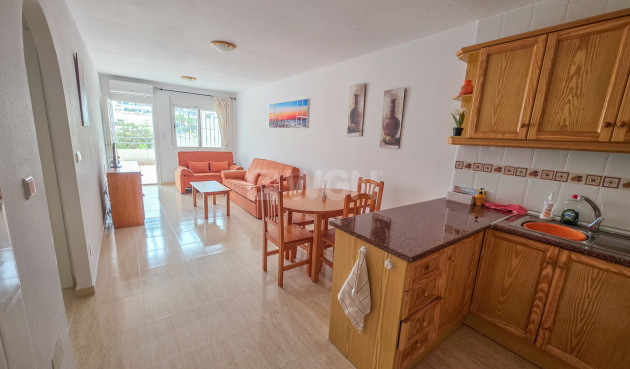 Odsprzedaż - Mieszkanie w bloku - Villamartin - Costa Blanca