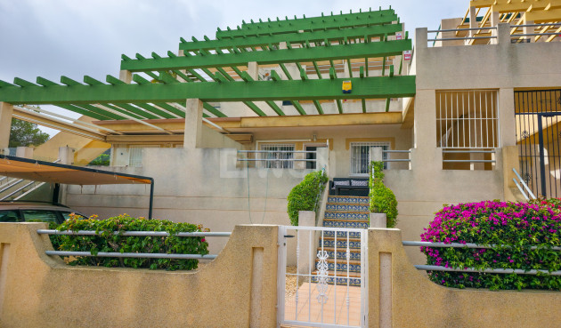 Odsprzedaż - Mieszkanie w bloku - Villamartin - Costa Blanca