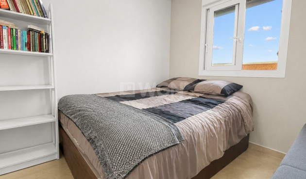 Odsprzedaż - Mieszkanie w bloku - Guardamar del Segura - Costa Blanca