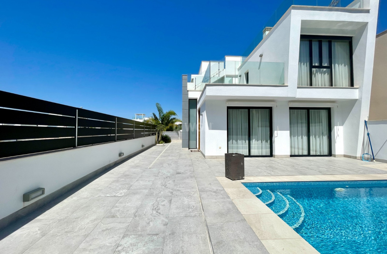 Odsprzedaż - Villa - Benijofar - Costa Blanca