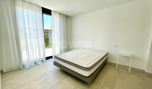 Odsprzedaż - Villa - Benijofar - Costa Blanca