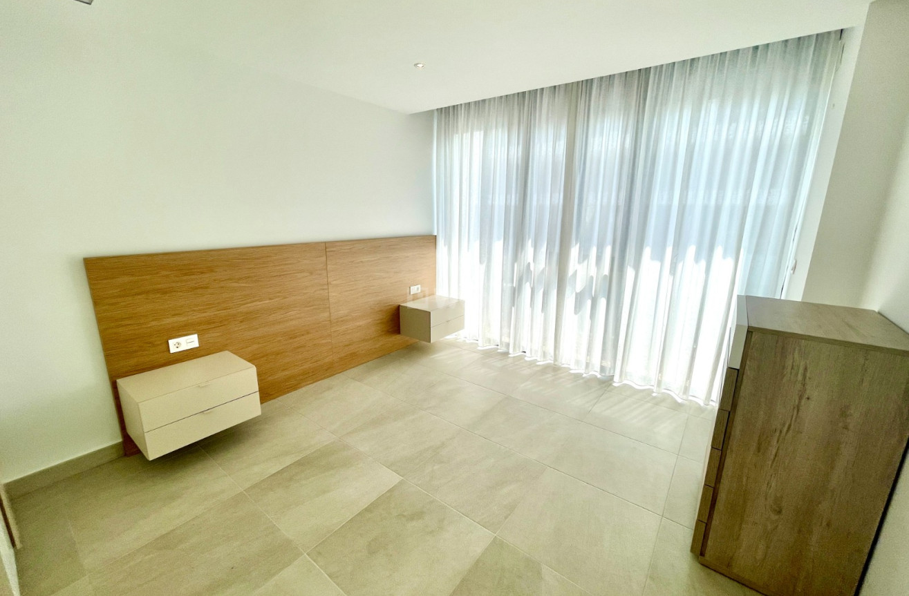 Odsprzedaż - Villa - Benijofar - Costa Blanca