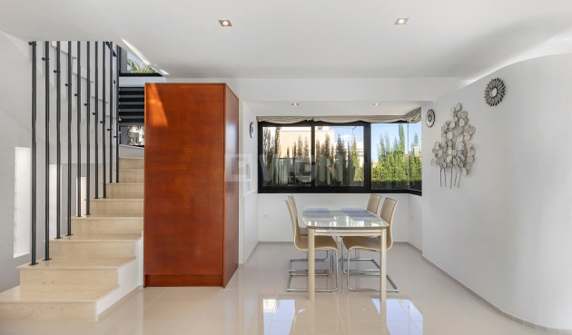Odsprzedaż - Villa - Orihuela Costa - Costa Blanca