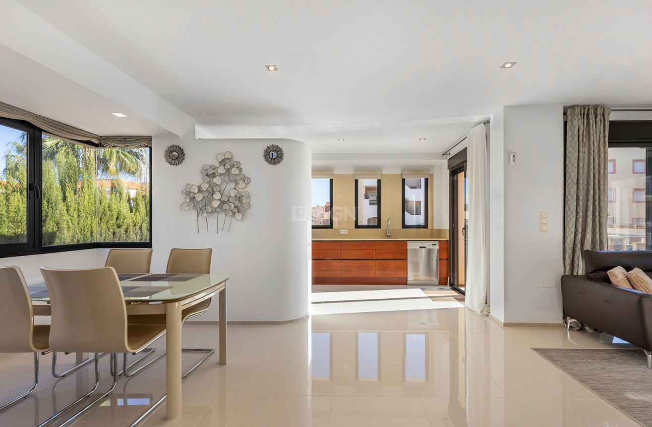 Odsprzedaż - Villa - Orihuela Costa - Costa Blanca