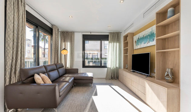 Odsprzedaż - Villa - Orihuela Costa - Costa Blanca