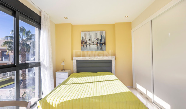 Odsprzedaż - Villa - Orihuela Costa - Costa Blanca