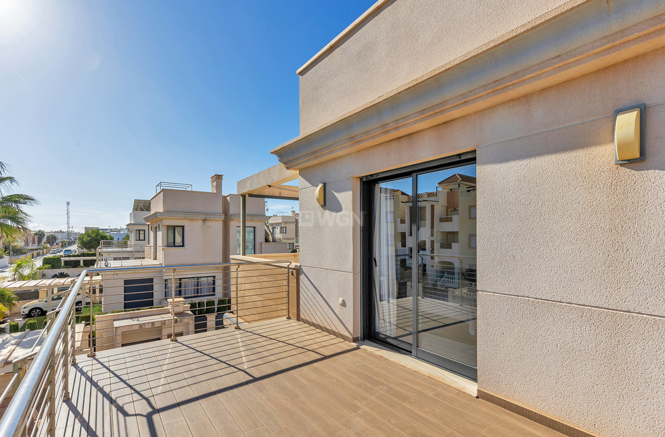 Odsprzedaż - Villa - Orihuela Costa - Costa Blanca