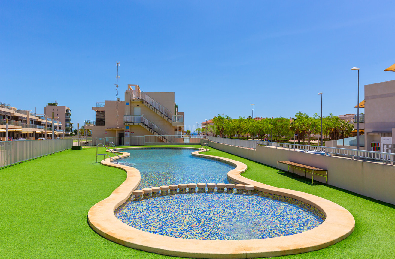 Odsprzedaż - Mieszkanie w bloku - Pilar de la Horadada - Costa Blanca