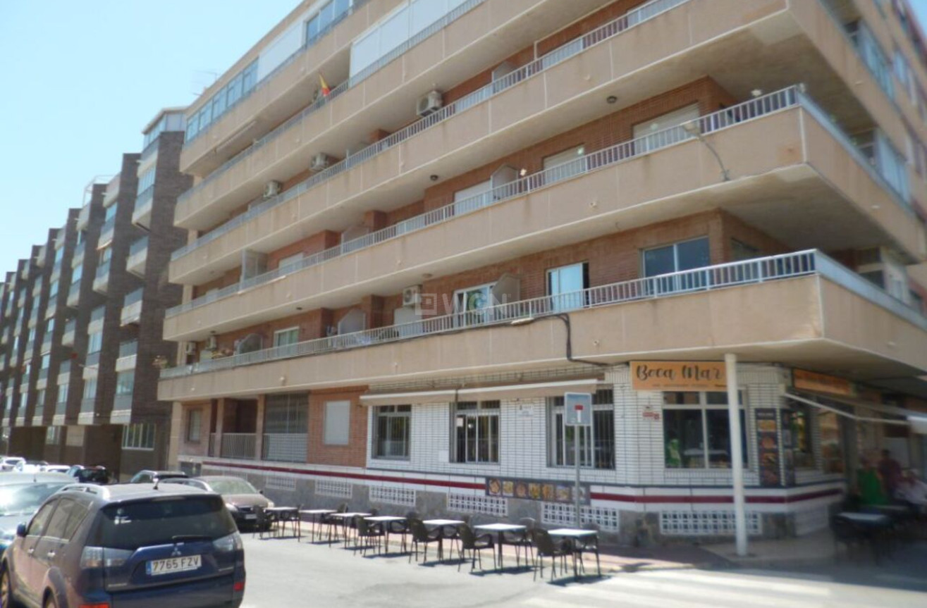 Odsprzedaż - Mieszkanie w bloku - Villamartin - Costa Blanca