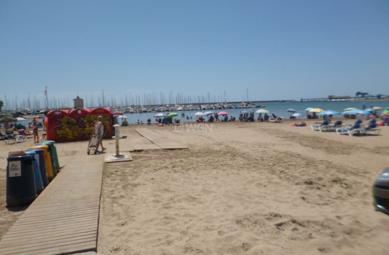 Odsprzedaż - Mieszkanie w bloku - Villamartin - Costa Blanca