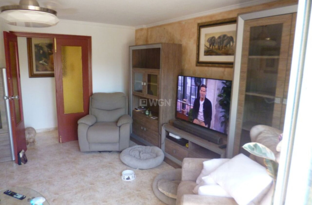 Odsprzedaż - Mieszkanie w bloku - Villamartin - Costa Blanca