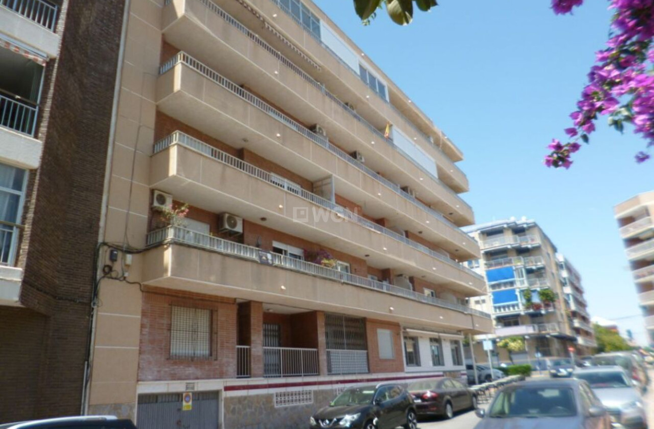Odsprzedaż - Mieszkanie w bloku - Villamartin - Costa Blanca