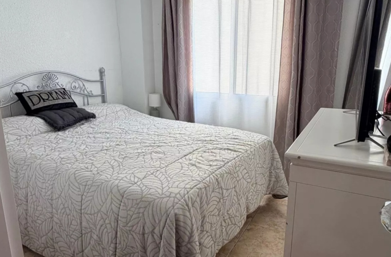 Odsprzedaż - Mieszkanie w bloku - Villamartin - Costa Blanca
