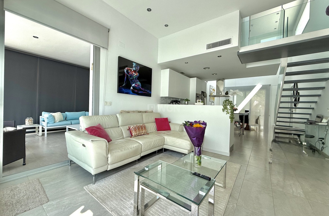 Odsprzedaż - Villa - Dolores - Costa Blanca