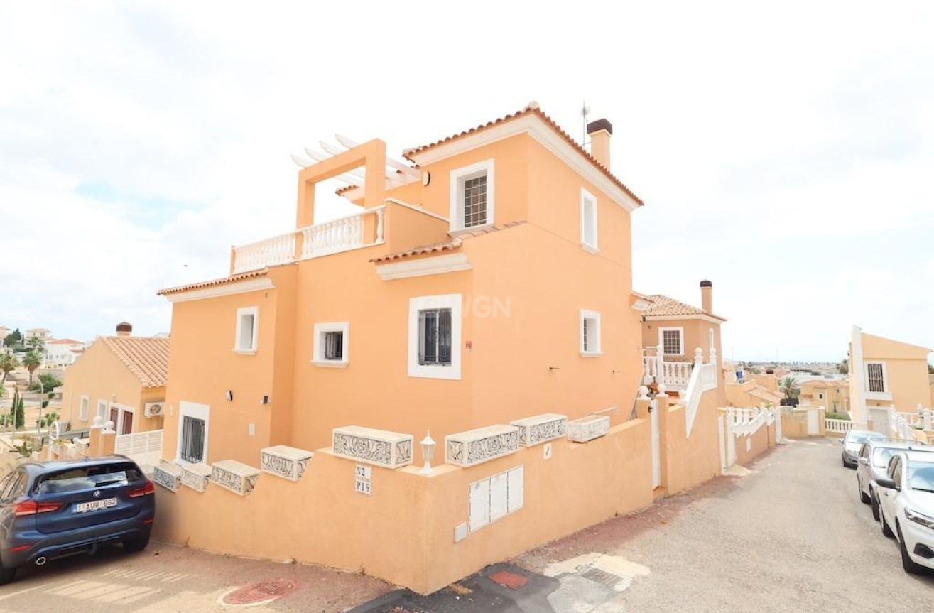 Odsprzedaż - Villa - San Miguel de Salinas - Inland