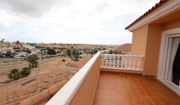 Odsprzedaż - Villa - San Miguel de Salinas - Inland