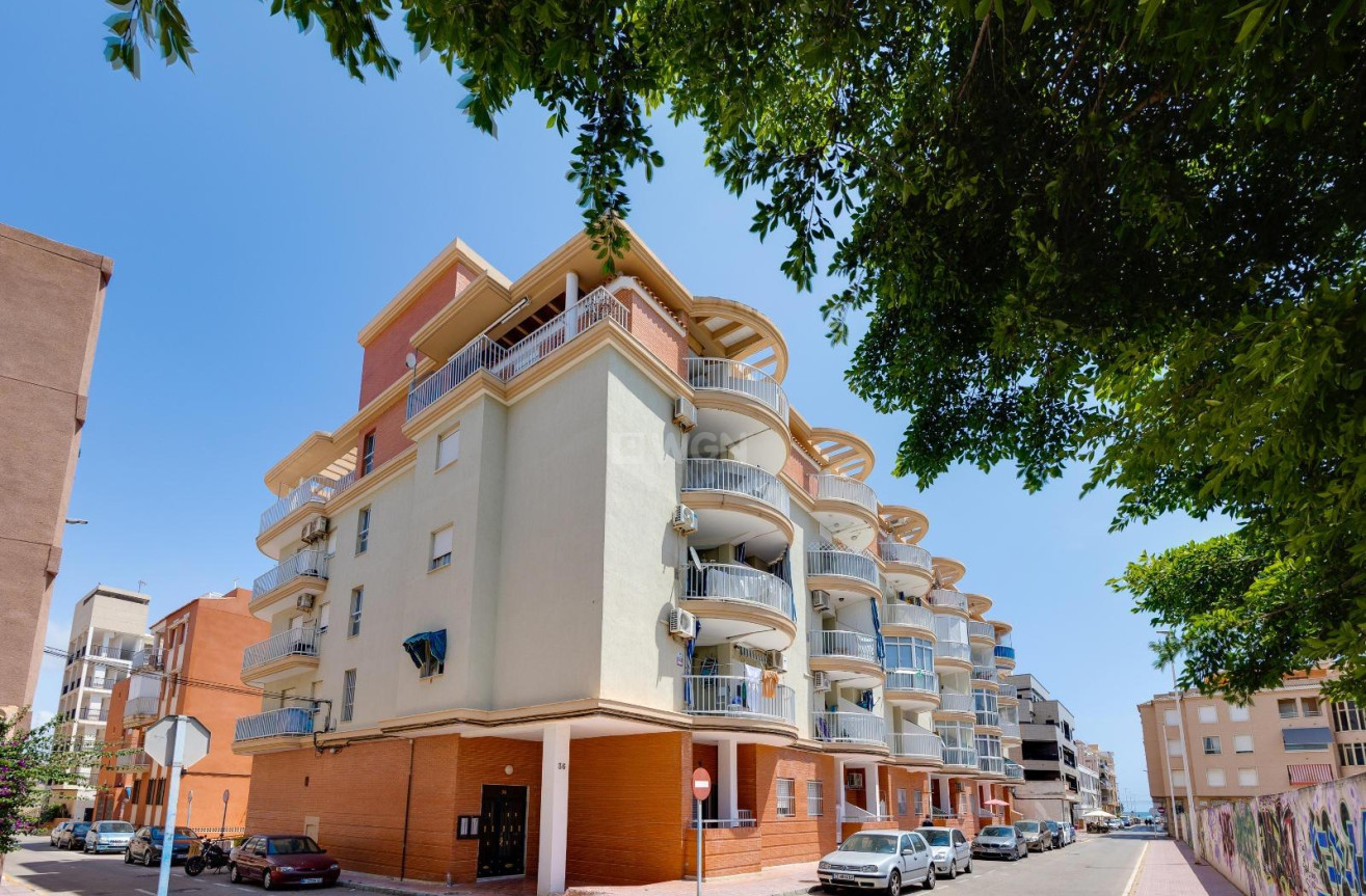 Wiederverkauf - Wohnung - Torrevieja - La Mata Pueblo