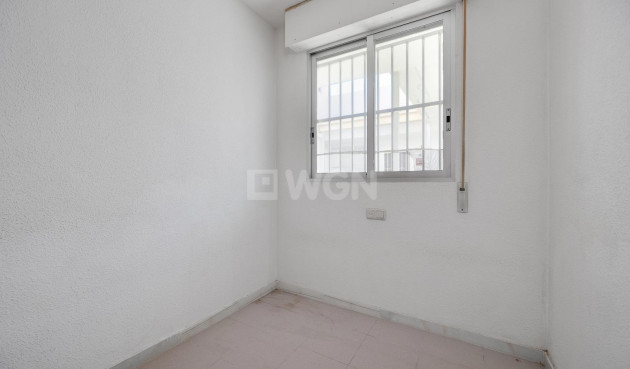 Wiederverkauf - Wohnung - Torrevieja - La Mata Pueblo