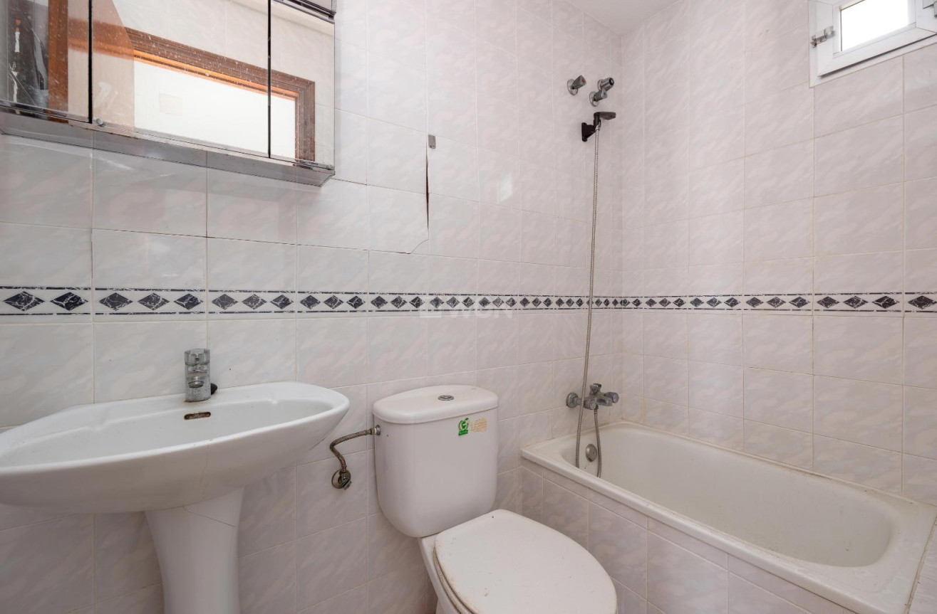 Wiederverkauf - Wohnung - Torrevieja - La Mata Pueblo