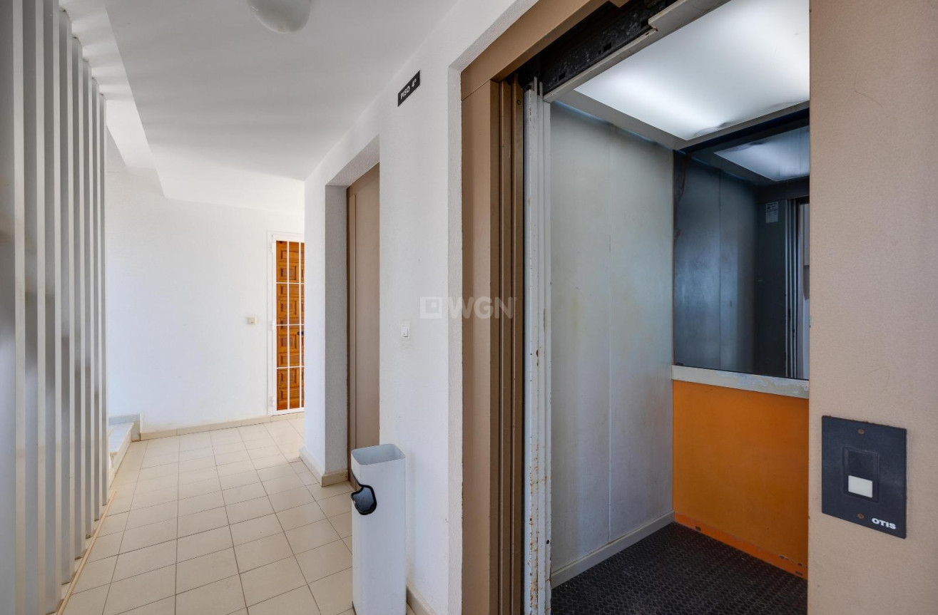 Wiederverkauf - Wohnung - Torrevieja - La Mata Pueblo