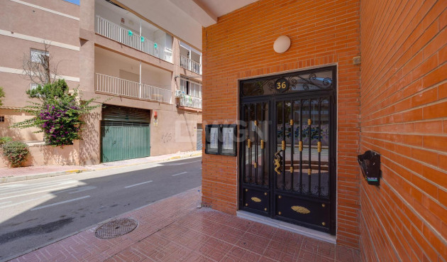 Wiederverkauf - Wohnung - Torrevieja - La Mata Pueblo