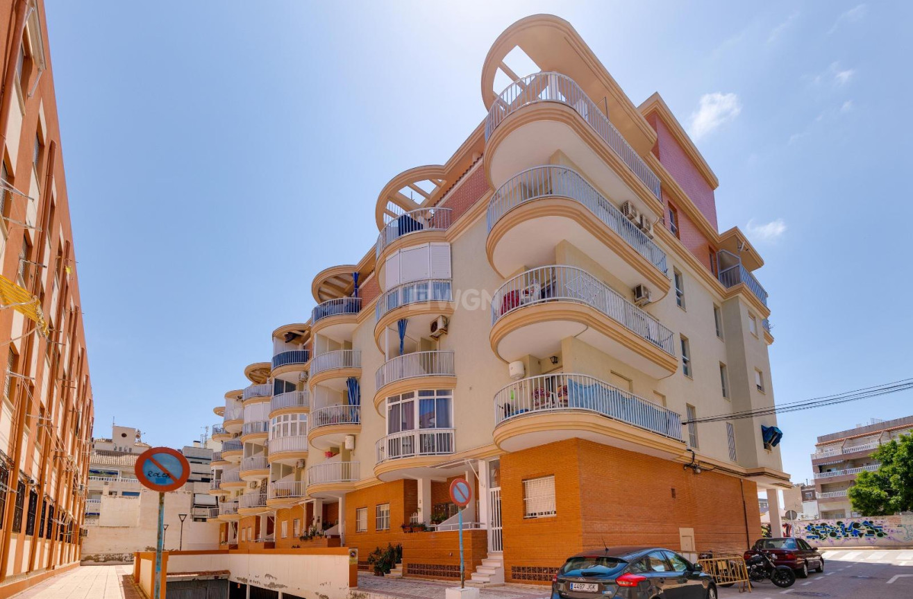 Wiederverkauf - Wohnung - Torrevieja - La Mata Pueblo