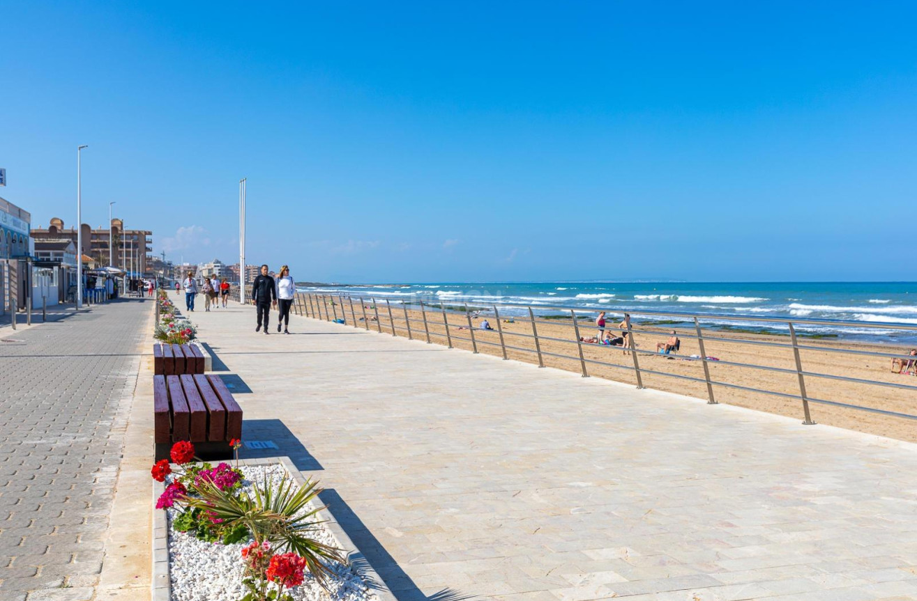 Wiederverkauf - Wohnung - Torrevieja - La Mata Pueblo